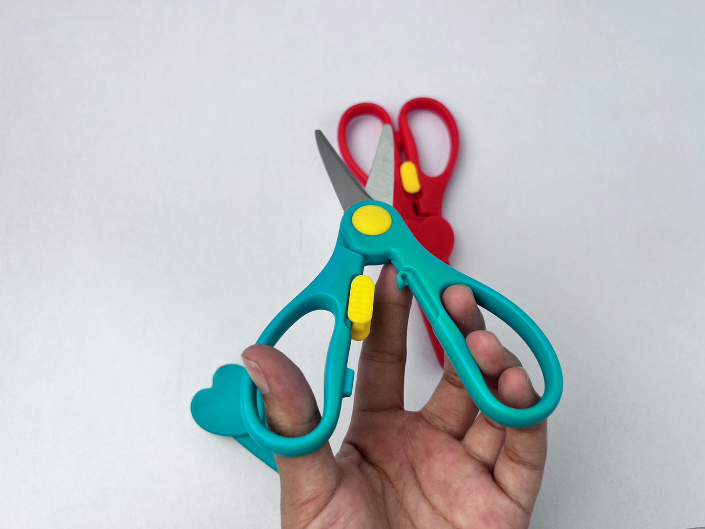 Momeasy Portable Baby Food Scissors with Storage Case